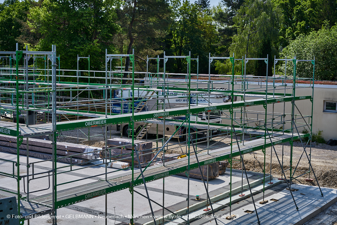 2023-05.30 - neue Wände für das Haus für Kinder